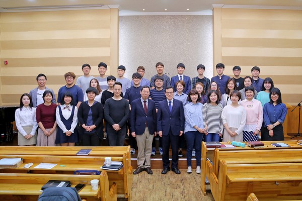 청년부 단체사진.jpg